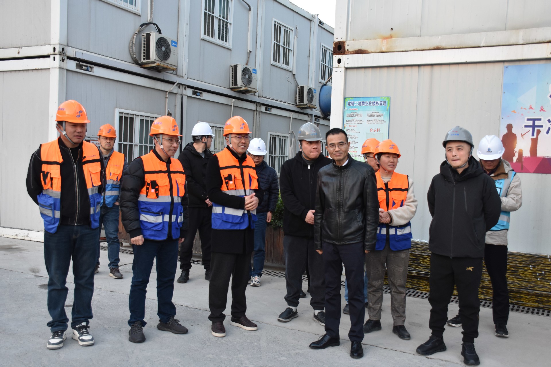 1766988860877008.jpg 1766988860877008.jpg